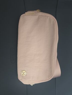 Lululemon Belt Bag Light Pink